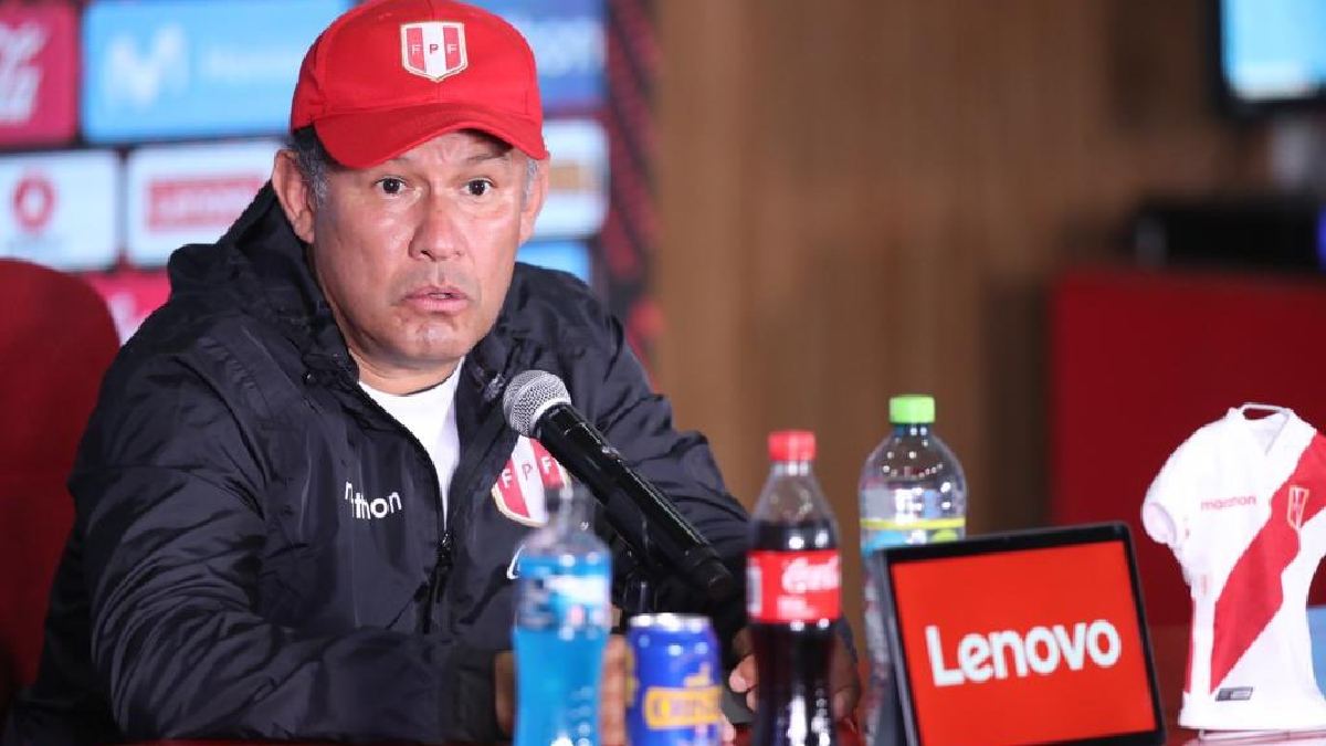 Juan Reynoso se va: técnico no seguirá al frente de la selección peruana